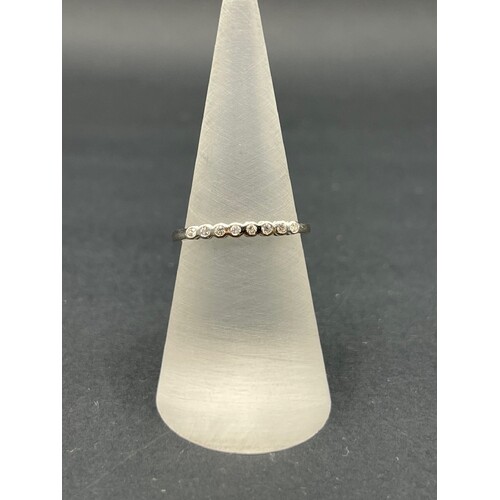 Ladies 18ct White Gold Diamond Ring