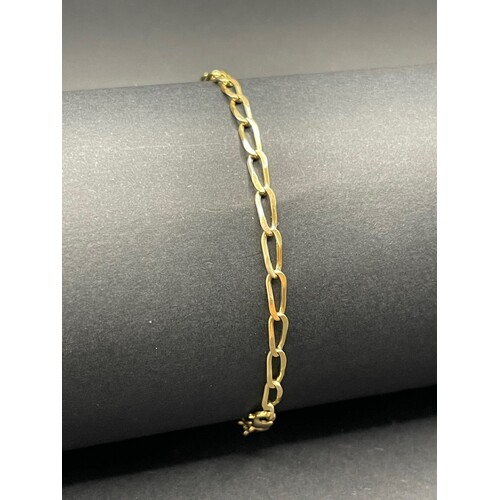 Ladies 18ct Yellow Gold Long Curb Link Bracelet