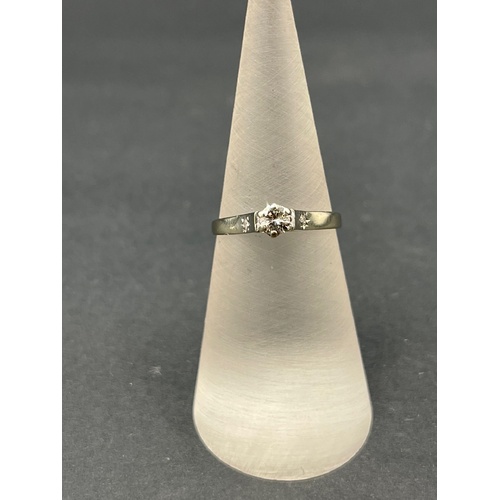 Ladies 18ct White Gold Diamond Ring