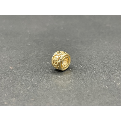 Ladies 10ct Yellow Gold Bead Charm