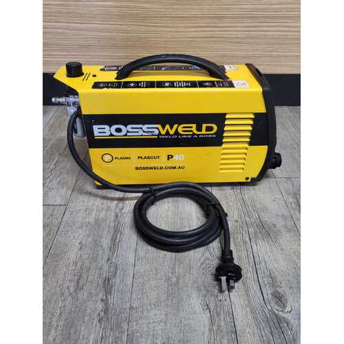 Bossweld P-40 Inverter Plasma Cutter 15mm Clean Cut 15amp with Accessories