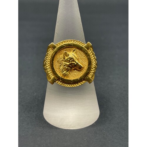 Mens 22ct Yellow Gold Round Wolf Ring