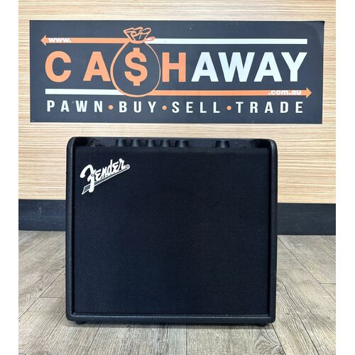 Fender Mustang LT25 Guitar Amplifier Black