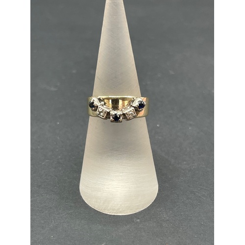 Ladies 18ct Yellow Gold Blue Gemstone and Diamond Ring