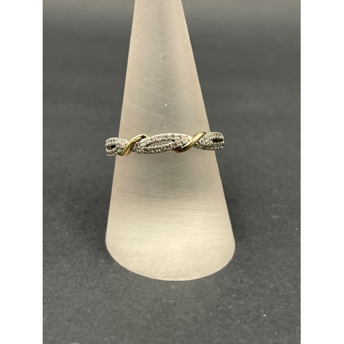 Ladies 9ct White Gold Twist Design Ring