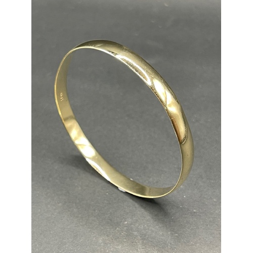 Ladies 9ct Yellow Gold Round Bangle