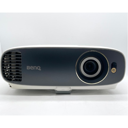 BenQ Projector W1700 1573 Lamp Hours 4K Home Theatre Projector Remote and Cable