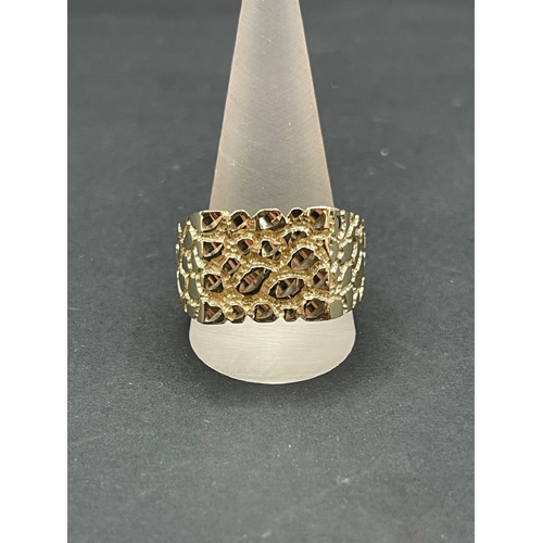 Mens 9ct  Solid Yellow Gold Chunky Ring