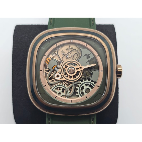 SevenFriday T2/07 T-Riley Limited Edition 500 Made Mens Coffee Gold Green Watch