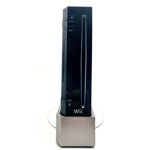 Nintendo Wii Console RVL-001 (AUS) with Controller Nunchuck and Wii Sports Game