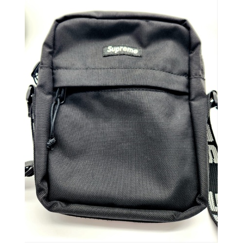 Supreme SS18 Shoulder Bag Black