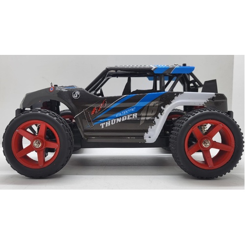 Extreme Thunder RC Car with Controller and 2 Sets of Extra Tyres