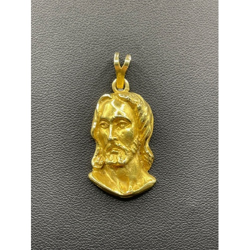 Unisex 18ct Yellow Gold Jesus Religious Pendant