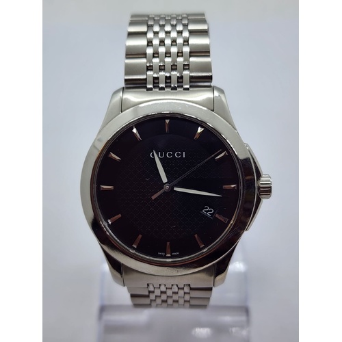 Gucci G Timeless 126.4 Sapphire Crystal Stainless Steel Silver Quartz Mens Watch